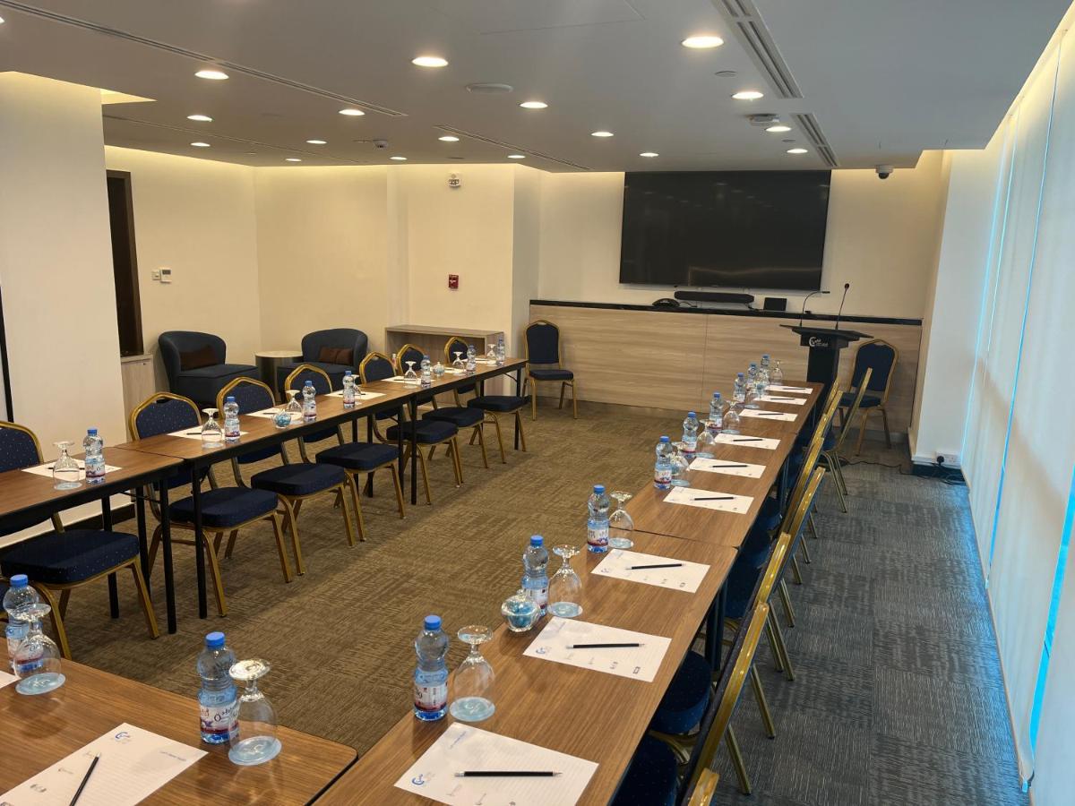C - Hotel And Suites Doha Luaran gambar